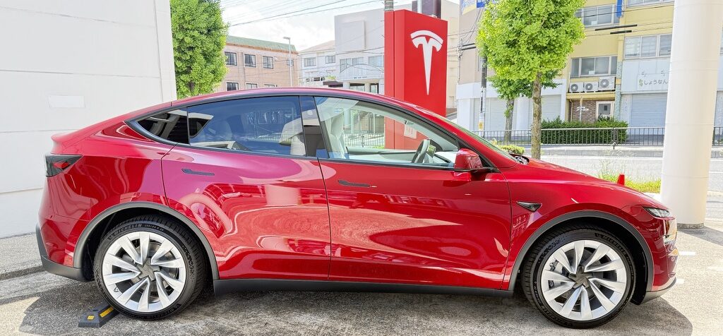 長谷川孝とテスラ Model Y（EV 4台所有オーナー）